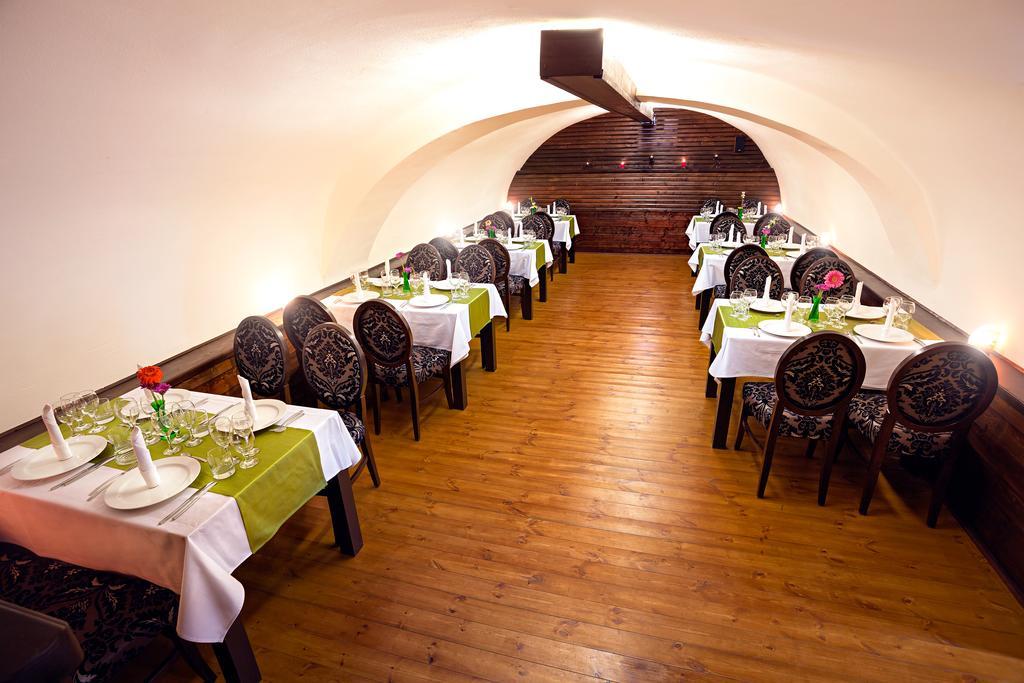 Hotel Bliss Sibiu Buitenkant foto