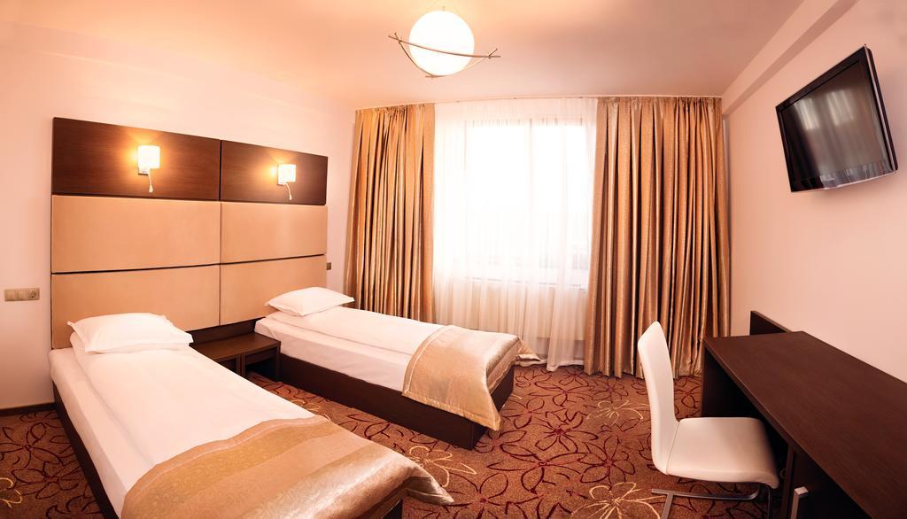 Hotel Bliss Sibiu Kamer foto